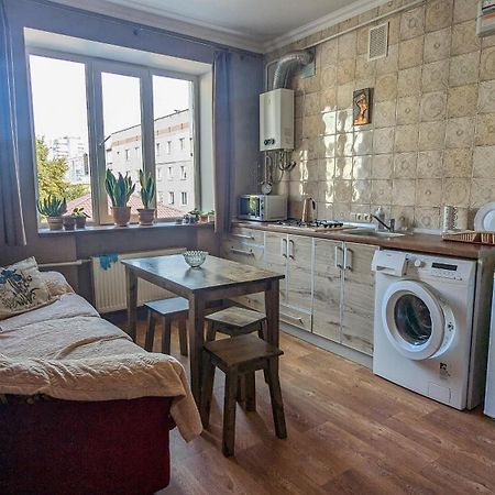 Двухкомнатная Квартира На Пятницкой Chernihiv Bagian luar foto